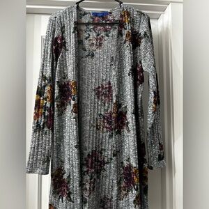 Apt. 9 size large long floral printed cardigan.
